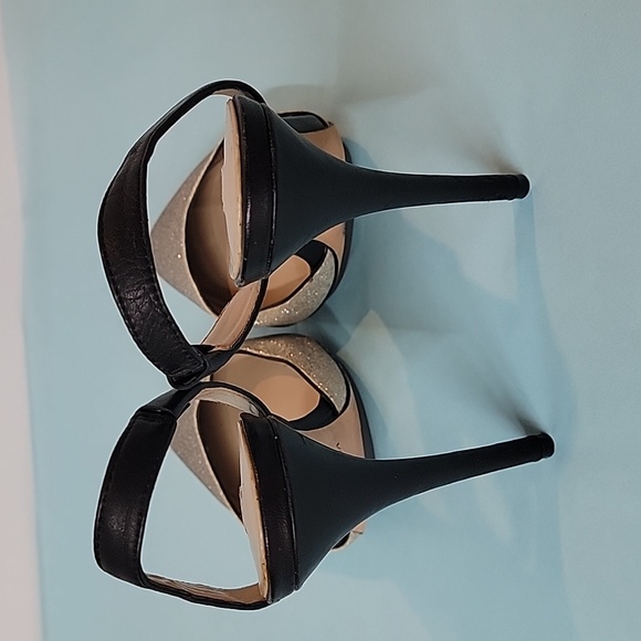 BCBGMAXAZRIA Koda Black Silver Sparkly Vero Cuoio Heels Size 8 - Picture 11 of 16